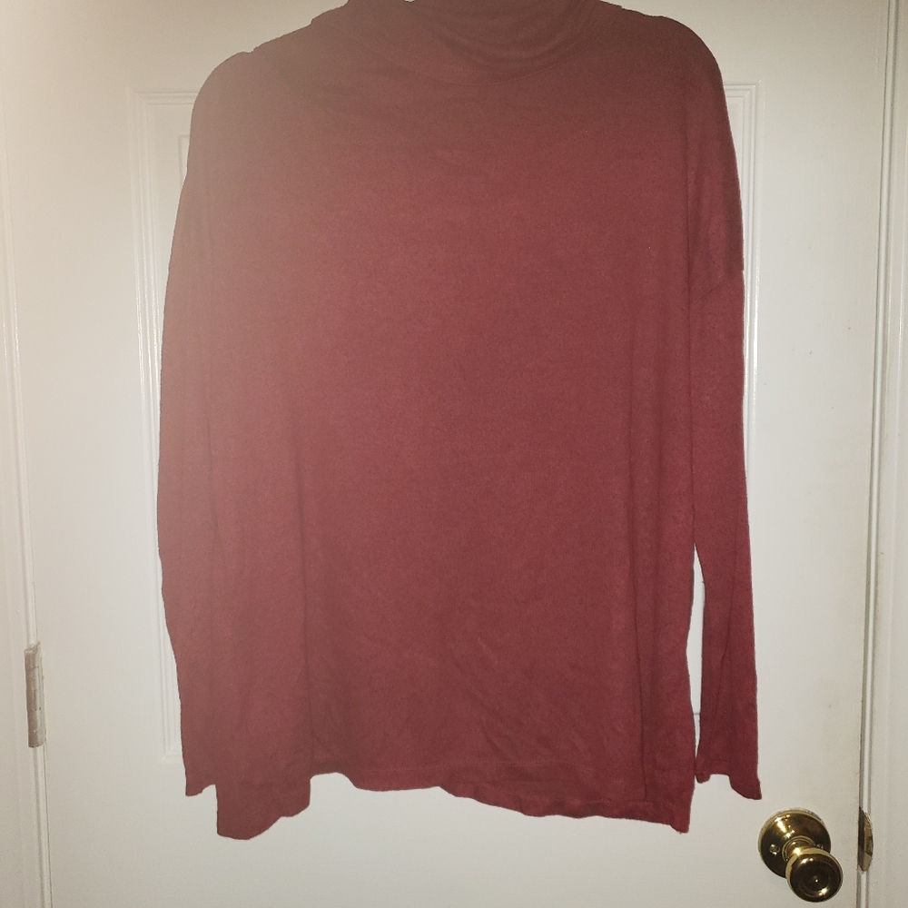 89th + Madison Gray Soft Light Weight Cowlneck Sw… - image 8